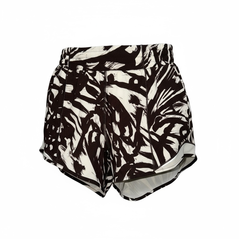 Lululemon Hotty Hot Shorts - Picture 2 of 8